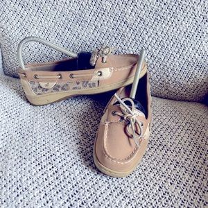 Sperrys cheetah print boat shoes